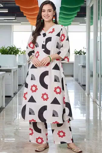 women printed regular cotton kurta with palazzos