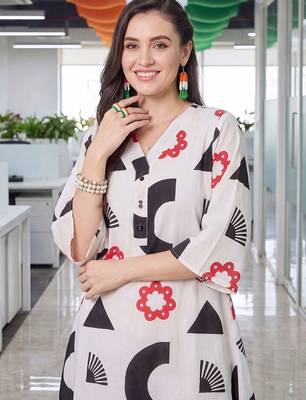 women printed regular cotton kurta with palazzos 5