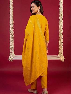 women regular gotta patti kurta with trousers & with dupatta 4