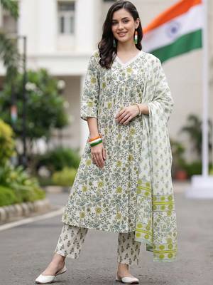 women floral printed empire cotton kurta with trousers & with dupatta 1