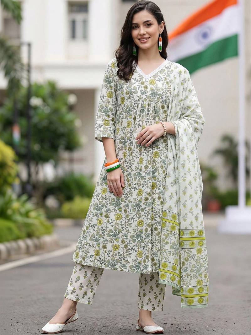 women floral printed empire cotton kurta with trousers & with dupatta