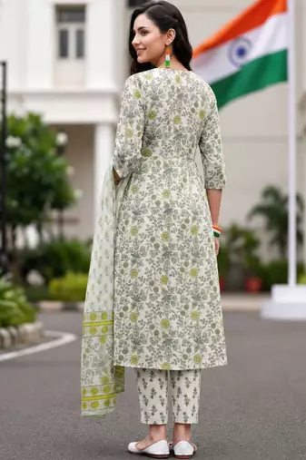 women floral printed empire cotton kurta with trousers & with dupatta