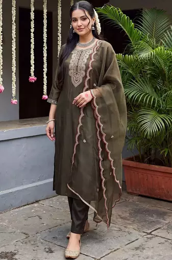 women ethnic motifs regular thread work liva kurta with trousers & with dupatta
