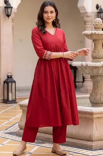 women ethnic motifs empire thread work liva kurta with trousers