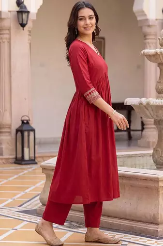 women ethnic motifs empire thread work liva kurta with trousers