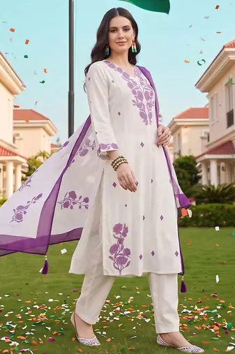 women floral embroidered regular thread work kurta with trousers & with dupatta