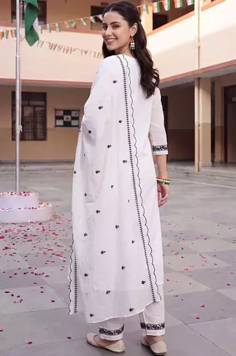 women ethnic motifs embroidered regular thread work cotton kurta with trousers & with dupatta