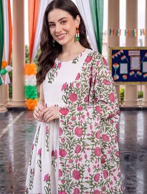 women floral printed empire cotton kurta with trousers & with dupatta 2