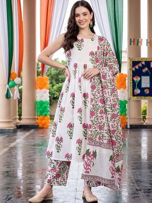 women floral printed empire cotton kurta with trousers & with dupatta 6