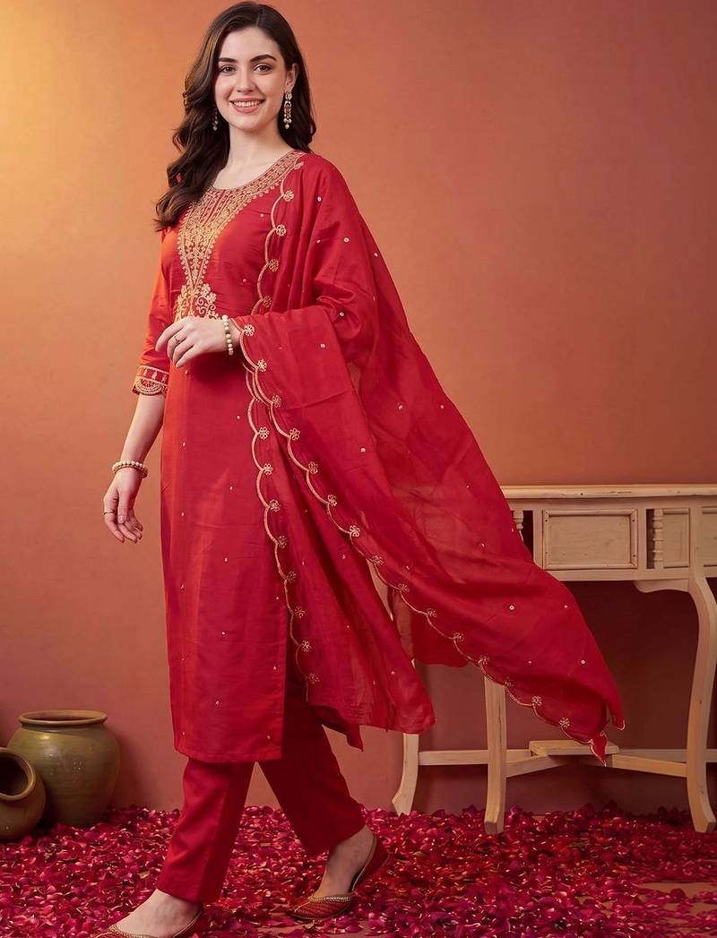 women ethnic motifs embroidered regular thread work kurta with trousers & with dupatta