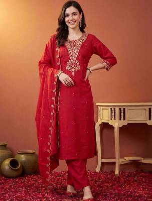 women ethnic motifs embroidered regular thread work kurta with trousers & with dupatta 6