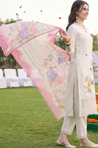 women floral embroidered regular thread work kurta with trousers & with dupatta