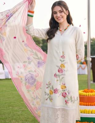 women floral embroidered regular thread work kurta with trousers & with dupatta 3