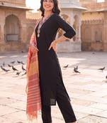 women regular thread work kurta with trousers & with dupatta