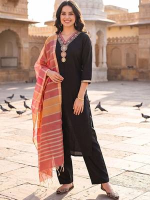 women regular thread work kurta with trousers & with dupatta 6