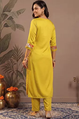 women ethnic motifs embroidered regular sequinned kurta with trousers