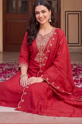 women ethnic motifs embroidered regular thread work kurta
