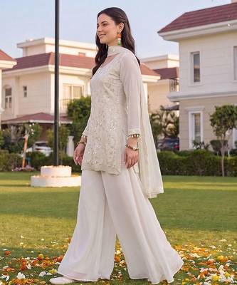 women ethnic motifs embroidered regular sequinned kurta with sharara & with dupatta 4