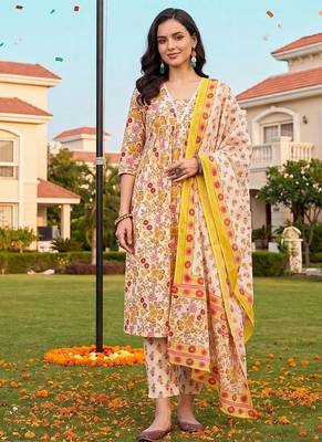 women floral printed regular cotton kurta with trousers & with dupatta 1