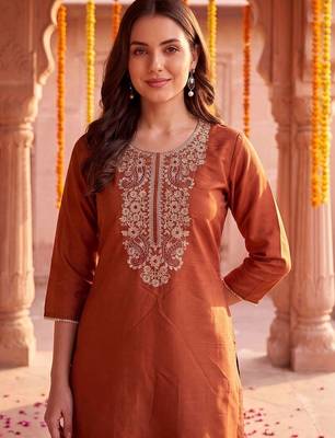 women ethnic motifs embroidered regular thread work liva kurta with trousers & with dupatta 5