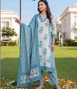 women floral printed regular cotton kurta with trousers & with dupatta