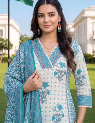 women floral printed regular cotton kurta with trousers & with dupatta 2