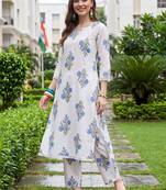 women floral printed regular cotton kurta with trousers