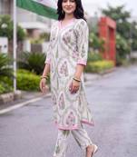 women floral printed regular cotton kurta with trousers