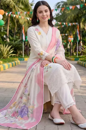 women floral embroidered kurta set with dupatta