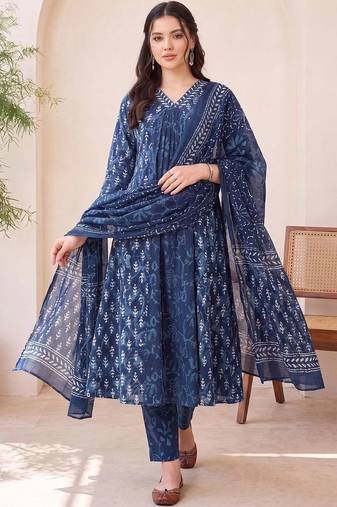 women ethnic motifs printed empire cotton kurta with trousers & with dupatta