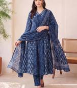 women ethnic motifs printed empire cotton kurta with trousers & with dupatta