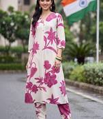 women floral printed regular kurta with trousers