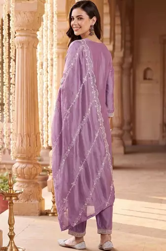 women ethnic motifs embroidered regular thread work kurta with trousers & with dupatta