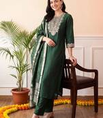 women ethnic motifs embroidered regular thread work liva kurta with trousers & with dupatta