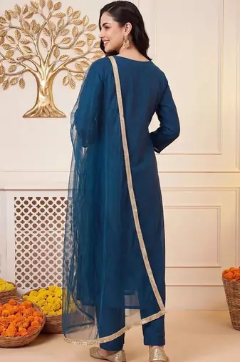 women ethnic motifs embroidered regular thread work kurta with trousers & with dupatta