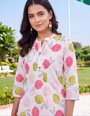 women printed regular cotton kurta with trousers 2