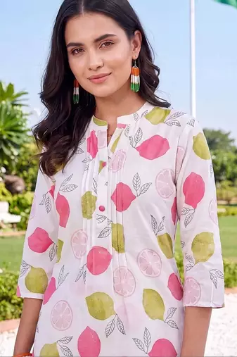 women printed regular cotton kurta with trousers
