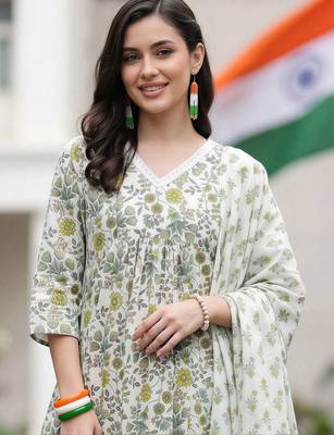 women floral printed regular cotton kurta with trousers & with dupatta 2