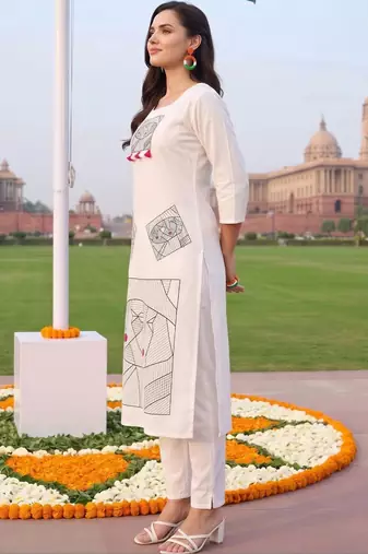 women printed regular cotton kurta with trousers