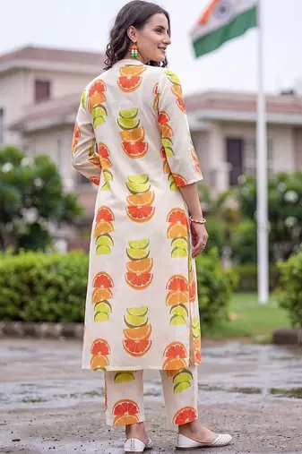 women printed regular cotton kurta with trousers