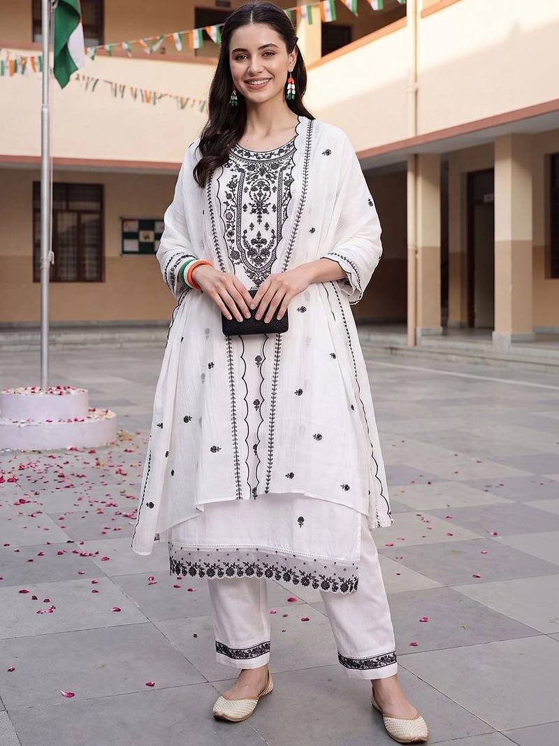 women ethnic motifs embroidered regular thread work cotton kurta with trousers & with dupatta