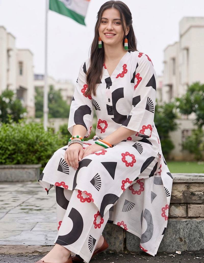 women printed regular cotton kurta with palazzos