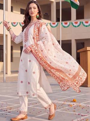 women ethnic motifs embroidered regular thread work cotton kurta with trousers & with dupatta 3