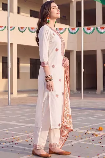 women ethnic motifs embroidered regular thread work cotton kurta with trousers & with dupatta