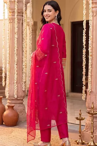 women ethnic motifs embroidered regular kurta with trousers & with dupatta