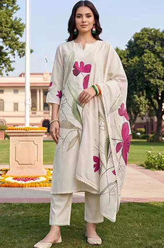 women floral printed regular kurta with trousers & with dupatta