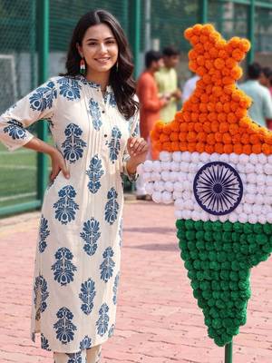 women ethnic motifs printed regular cotton kurta with trousers 2