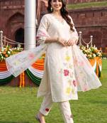 women floral embroidered regular thread work kurta with trousers & with dupatta