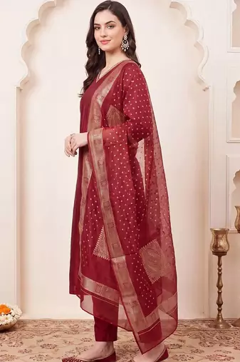 women regular kurta with trousers & with dupatta