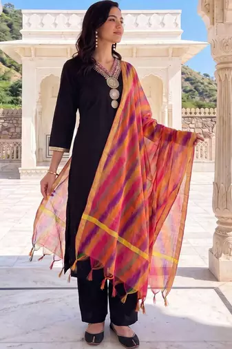 women regular thread work kurta with palazzos & with dupatta